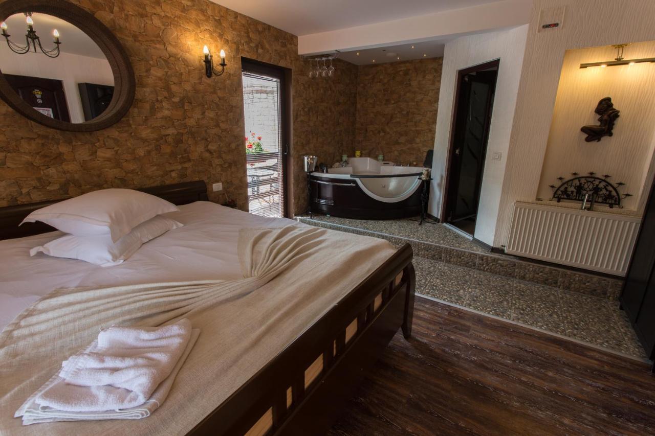 Pension Casa Wenge Sinaia Eksteriør bilde